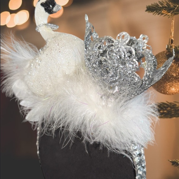Christmas White Swan Headband, White Christmas Headpiece, Princess Tiara - Picture 12 of 16